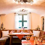 Hotel Der Schwan & Restaurant Schwanstetten