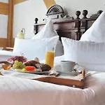 Hotel Der Schwan & Restaurant Schwanstetten