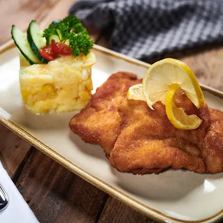 Der Schwan Hotel&restaurant Schwanstetten